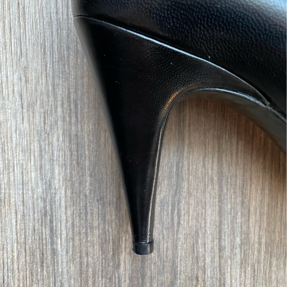 Charles Jourdan C J BIS Black Leather Pumps | 9.5 - Picture 6 of 10